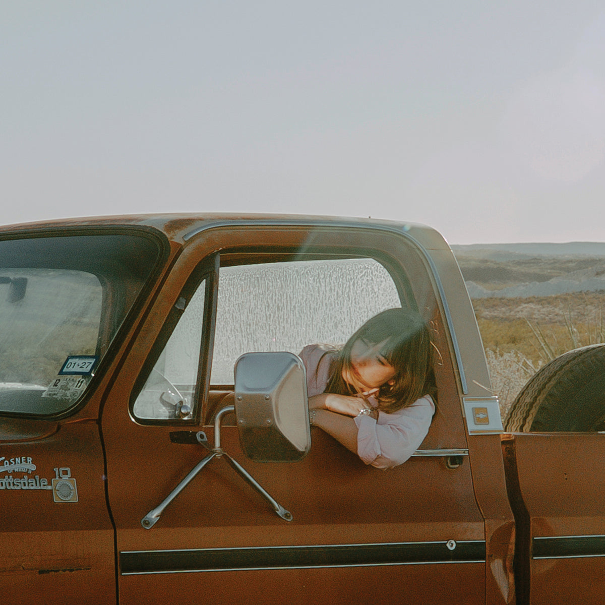 Jess Williamson – A MILE SOUTH OF HEAVEN – vinyl