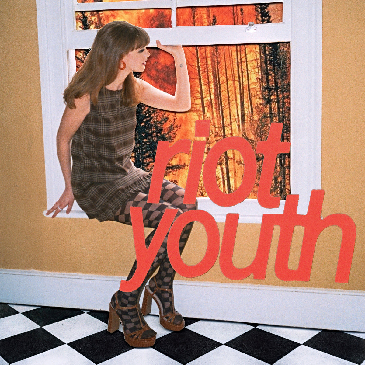 Chloe Slater – RIOT YOUTH – vinyl